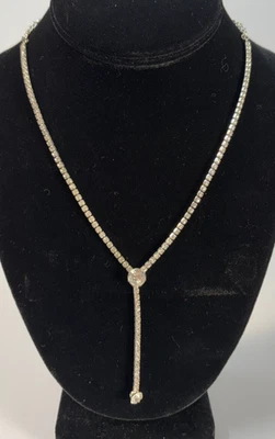 Colar de gota de strass e prata tom Lariat princesa delicada 14 polegadas - Imagem 1 de 4