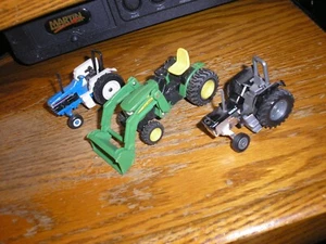 Vintage Lot of 3 Rough ERTL Tonka John Deere Ford Light Duty Tractors Free SHIP - Picture 1 of 4