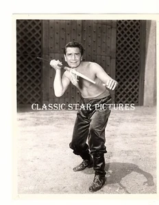 Fotografía vintage T422 Richard Conte Desert Legion 1953 8 x 10 - Imagen 1 de 1