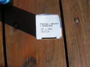 ACDelco D1843 GM 25037205 Engine Oil Pressure & Fuel Pump Cut-Off Switch 1986-98 - Picture 1 of 3