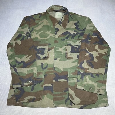 VTG 1980s Military Army Woodland Camo Fatigue Coat Combat BDU Size Large Regular - Image 1 of 4