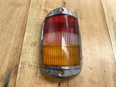 Luz trasera mercedes-benz 190sl estilo temprano Foto 1 de 4
