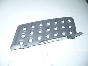 MERCEDES SPRINTER W901/902/903/904 CHASSIS REAR LEFT N/S BUMPER STEP 9015230201 - Picture 1 of 1
