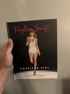 Taylor Swift : American Girl by Carolyn McHugh (2023, Hardcover) - Bild 1 von 3