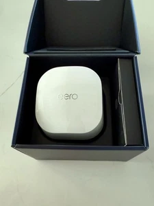 Eero 6 Q010001 Mesh WiFi Extender  - Photo 1/3