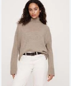 Suéter Banana Republic Patinaje Tostado/Crema Gran Tamaño Cachemira Cuello Alto M Nuevo con Etiquetas - Imagen 1 de 11