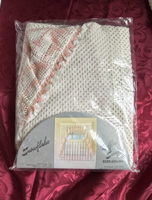 "Cortinas vintage Kmart aspecto de ganchillo copo de nieve con volantes albaricoque 60x38"" nuevas de stock" Foto 1 de 4