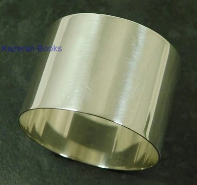 Anillo servilleta vintage de plata esterlina maciza sin grabar 1946 de Viners Foto 1 de 4