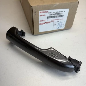 OEM TOYOTA TACOMA 15-22 Handle Assembly, Front Door Outside, Lh - 69210-0E080-B2 - Picture 1 of 5