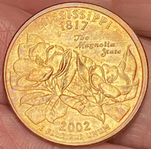 2002-D Mississippi State Quarter Beautiful Lustrous Gold Toned Coin w/Error  #26 - Picture 1 of 14