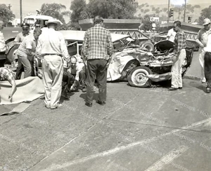 Auto Accident Car Crash Victims 1960s Original 4x5 Negative - Picture 1 of 1