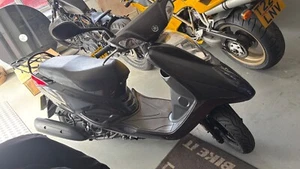 2017 Yamaha Vity 125. 688 Miles only. Learner legal. Service and 12 months MOT. - Picture 1 of 6