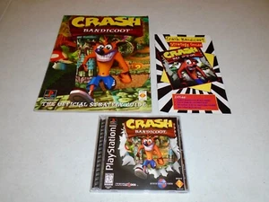 Crash Bandicoot w/ TWO Strategy Guides ☆☆ Complete Black Label Playstation 1 PS1 - Picture 1 of 7