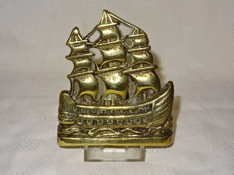 Vintage Detailed Cast Brass Door Knocker - Three Mast Galleon Cover