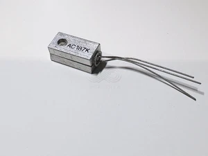 1X AC187K GERMANIUM NPN Small Signal Transistor 15V 300mA NS257 - Picture 1 of 3