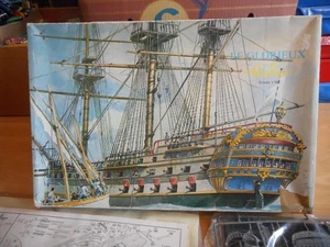 Modellbausatz Heller Le Glorieux auf 1:150 in Box - Picture 1 of 2