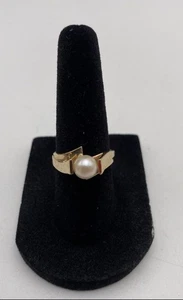 Modern 10k Yellow Gold Fine Jewelry Band Ring With Pearl Size 5.75 3.32 Grams - Picture 1 of 8