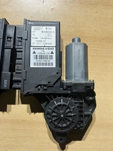 Audi A4 8E Fensterhebermotor Hl 8E0 959 801 A   8E0959801A - Bild 1 von 1