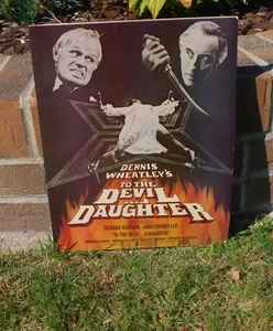 "To the Devil a Daughter" super seltenes Filmprogramm KEIN Poster! - Bild 1 von 5