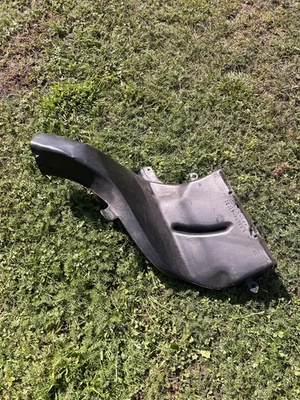 Toyota Prius 2004-2008 Hybrid Battery Cooling Fan Duct 62934-47030 - Image 1 of 3