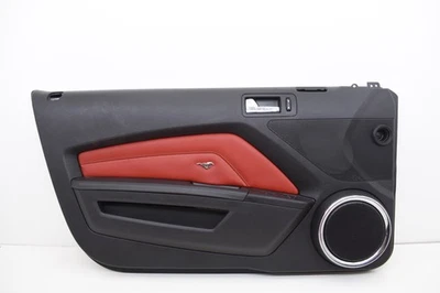 Painel interno esquerdo conversível Ford Mustang GT 2011 vermelho fabricante de equipamento original KW56 - Imagem 1 de 4