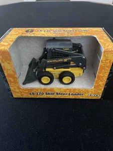 Ertl New Holland LS170 Skid Loader 1/32 NH-13563-1HD-B - Picture 1 of 1