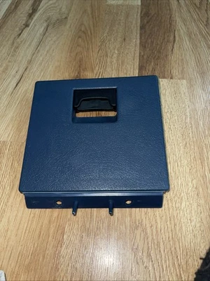 Nissan Pathfinder 1987-1991 interior caja de fusibles tapa de acceso azul OEM Foto 1 de 4