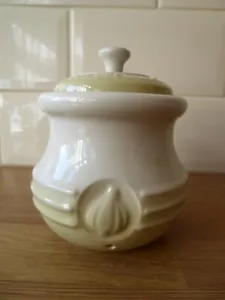 Le Creuset Garlic Keeper Pot 300ml Stoneware Two Tone Colour Vented Lidded - Picture 1 of 9