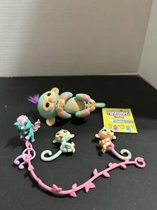 WowWee Fingerlings Striped Monkey - Danny Electronic Toy WORKS  With 3 minis - Picture 1 of 8
