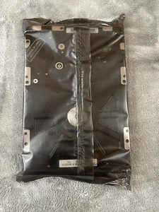 Quantum Bigfoot-TS 8.4GB 5.25 Series Internal Hard Drive TS08A011 (SEALED) NOS - Picture 1 of 11