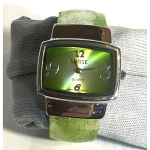 Suisse P259 Womens Stainless Steel Watch with Green Bangle Braclet - Picture 1 of 7