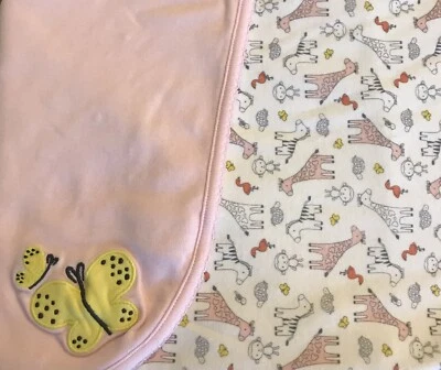 Manta bebé rosa Carters mariposas amarillas cebras jirafas monos algodón Foto 1 de 4