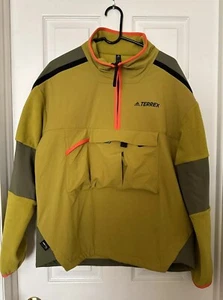 adidas Mens Medium Terrex Utilitas Olive Green Fleece Half-Zip Pullover HN2036 - Picture 1 of 10