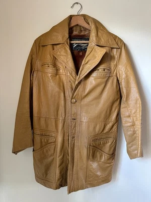 Chaqueta de cuero vintage años 70 Montgomery Ward amarillo mostaza con forro de piel Foto 1 de 4