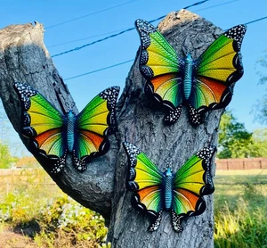 Lg 3 Mariposas Talavera Hechas a Mano y Pintadas Cerámica Cerámica Mexicana Decoración de Pared  - Imagen 1 de 7