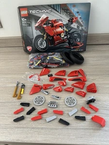 LEGO Technic 42107 - Ducati Panigale V4 R - Retired - Complete - Used - Picture 1 of 6