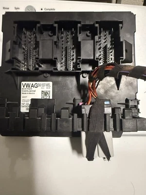 Fuse box for VOLKSWAGEN Jetta 2011 - Image 1 of 3