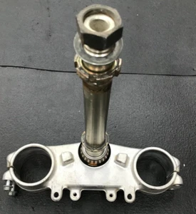 Yamaha YZ250 & YZ426F  Triple Tree Lower  (No2) Fits 2001 Used P/N 5HC-23340-M0 - Picture 1 of 5