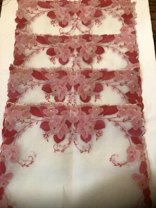 NUEVOS Juegos de Mantel Apliques Bordados Transparentes Flores y Hojas en Rosa o Verde - Imagen 1 de 12