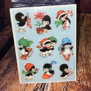Vintage 1984 Hallmark Baby Pinguin Winter Stickerbogen Feiertage Weihnachten - Bild 1 von 10