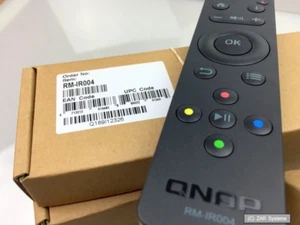 QNAP RM-IR004 Fernbedienung, IR Remote Control für TS-253, TS-253, TVS-473, NEU - Bild 1 von 1