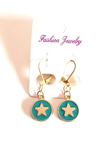 ⭐Sweet Enamel Green Star Gold Plated Earrings⭐ - Picture 1 of 8
