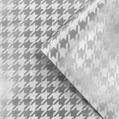 Papel pintado geométrico a cuadros metálico plateado y blanco Muriva pata de gallo liso plano Foto 1 de 4