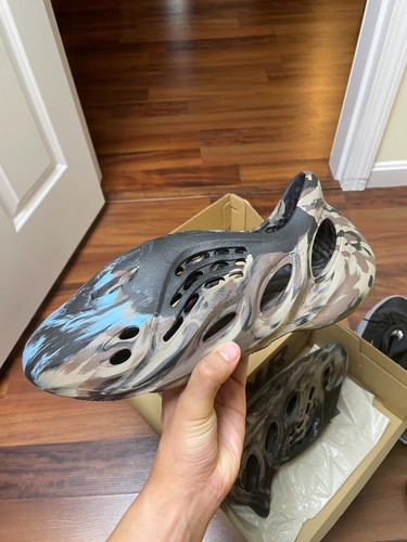 Yeezy Foam Runner MX Cinder taglia 12