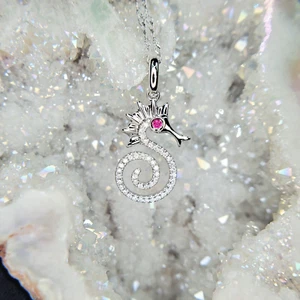 14K Weißgold Seepferdchen, natürliche Diamanten und Rubin an 18" Kette - Bild 1 von 4