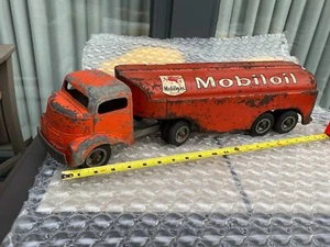Vtg Smith-Miller Mobil Oil Mobilgas Pressed Steel Tanker Tractor Trailer Truck! - Picture 1 of 17