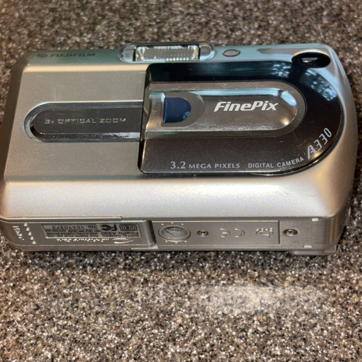 美品/メモリーカード付属】富士フィルム FinePix A330