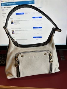 Small But Gorgeous Pierre Cardin Bag - Picture 1 of 3