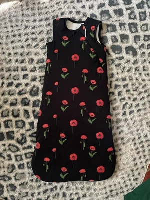 Saco de dormir Kyte Baby 2,5 Tog Midnight Poppy Foto 1 de 4