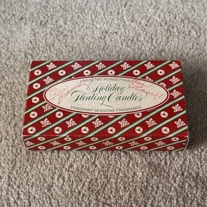 Vintage Avon Christmas Candles Floating Poinsettias Candles 2.5” Set Of 2 NOS - Picture 1 of 6
